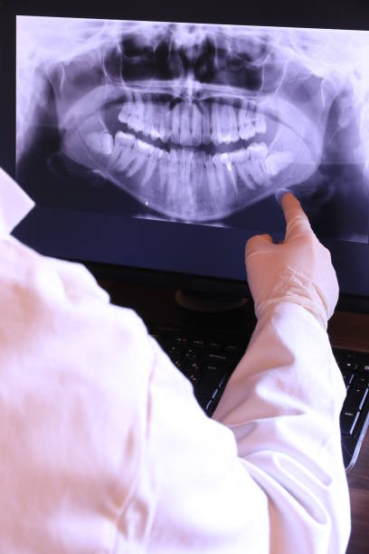 Best Orthodontic Emergency Dentist in Los Angeles, CA